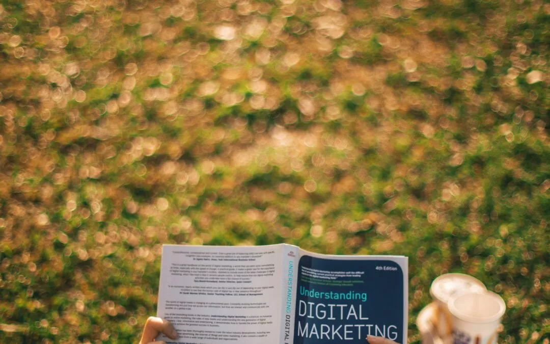 Navigating the Landscape: Choosing Between Social Media Marketing and Traditional Marketing
