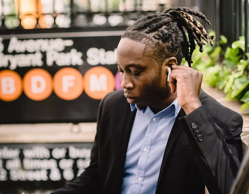 Bridging Brands and Buzz: The Strategic Job of a Social Media Manager