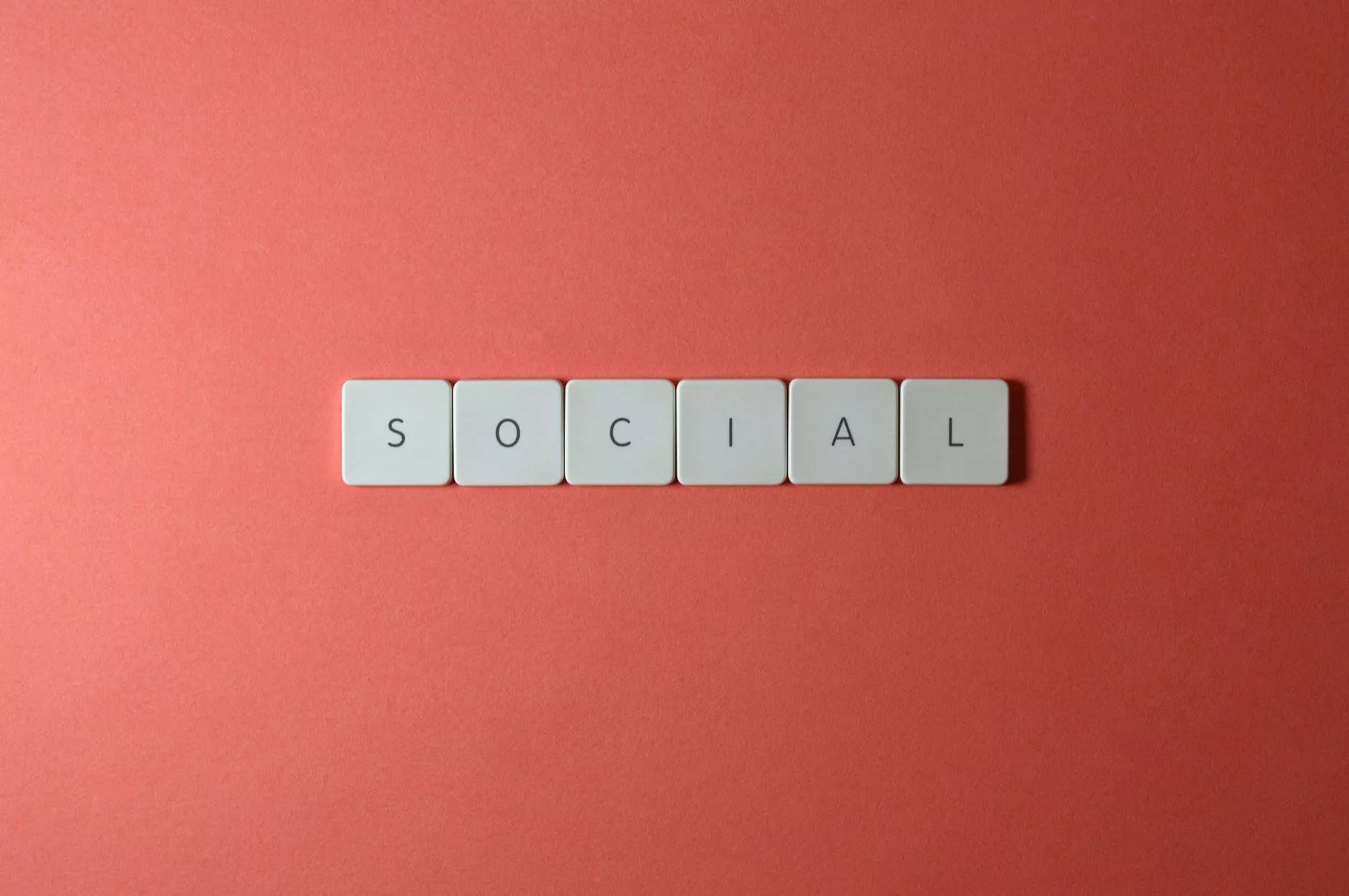 1727865604090×325933921142214100-feature social media marketing jobs